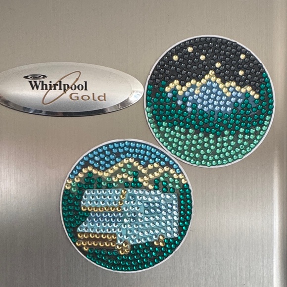 Handcrafted Diamond Art Magnet Set - Road Trip Retreat - Set of 2 - Picture 2 of 6